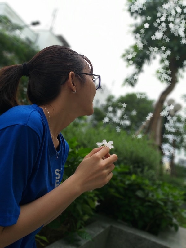 chụp ảnh ngay cả trong những điều kiện ánh sáng yếu như buổi tối (1)