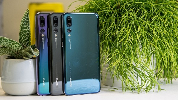 Cận cảnh Huawei P20 Pro  (1)