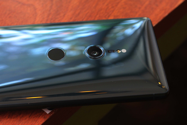 Trải nghiệm Sony Xperia XZ2 – flagship đắt đỏ nhưng đáng tiền