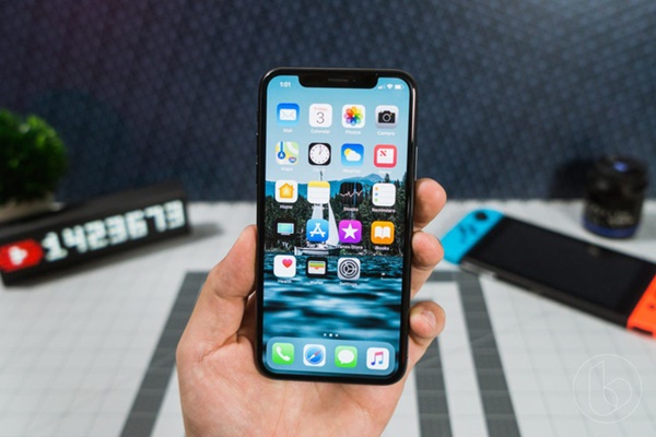 iPhone