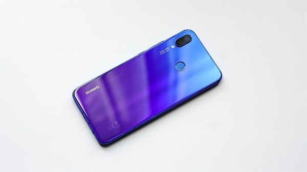 Huawei Nova 3i có chống nước không? 