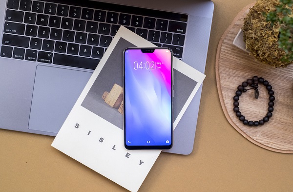 Cấu hình cũng là một trong những điểm nổi bật của Vivo V9 giúp chiếc điện thoại này trở nên thật sự vượt trội Cấu hình cũng là một trong những điểm nổi bật của Vivo V9 giúp chiếc điện thoại này trở nên thật sự vượt trội