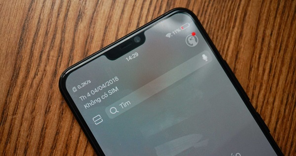 Máy sử dụng màn hình Super AMOLED với kích thước 6,28 inch, tỷ lệ 19:9 Máy sử dụng màn hình Super AMOLED với kích thước 6,28 inch, tỷ lệ 19:9