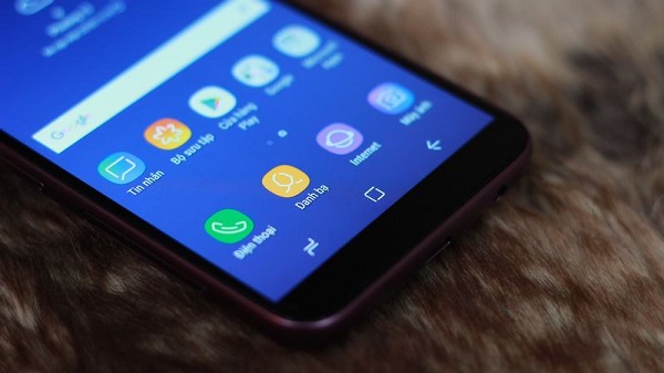 Đánh giá thiết kế Galaxy J6 2018 màu tím, phiên bản đặc biệt trên thiết bị mới của Samsung