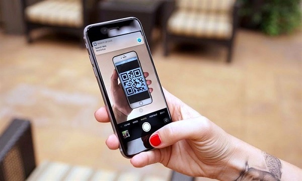 Hướng dẫn cách quét QR code trên màn hình khóa của điện thoại iPhone
