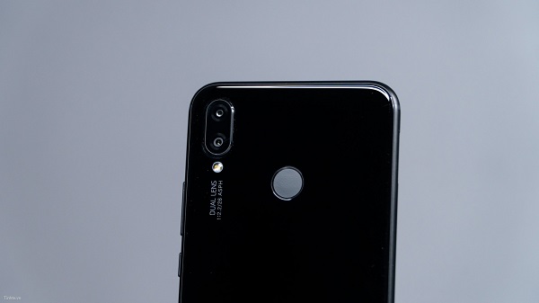 Trên tay Huawei Nova 3i – Smartphone tầm trung với 4 camera ấn tượng