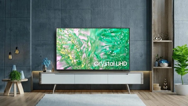 Smart tivi Samsung 4K 65 inch UA65BU8000KXXV nổi bật với thiết kế tối giản